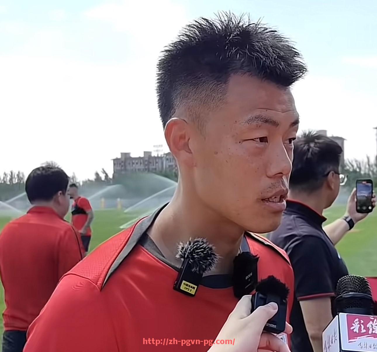 pg电子在线官网-火箭队球员奴瓦巴的比赛表现及资料介绍